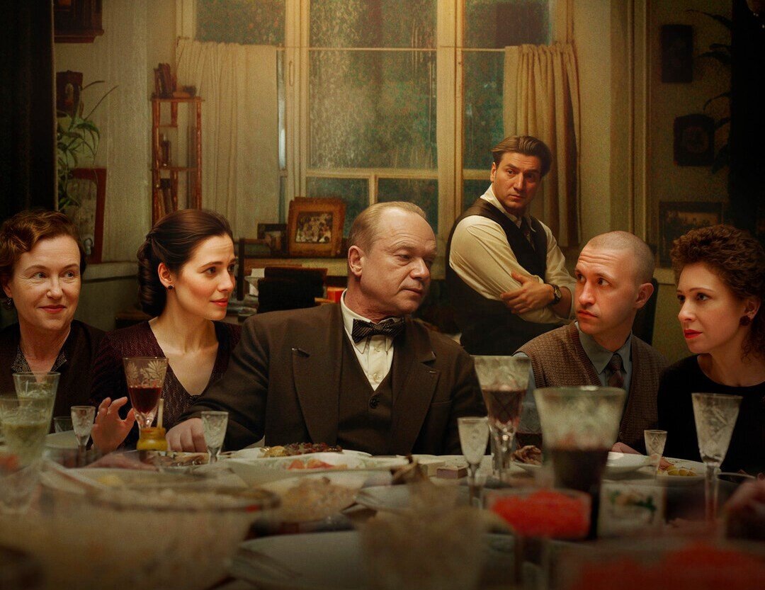 Кадр из х/ф "За нас с вами" (реж. А. Смирнов. 2023 г)