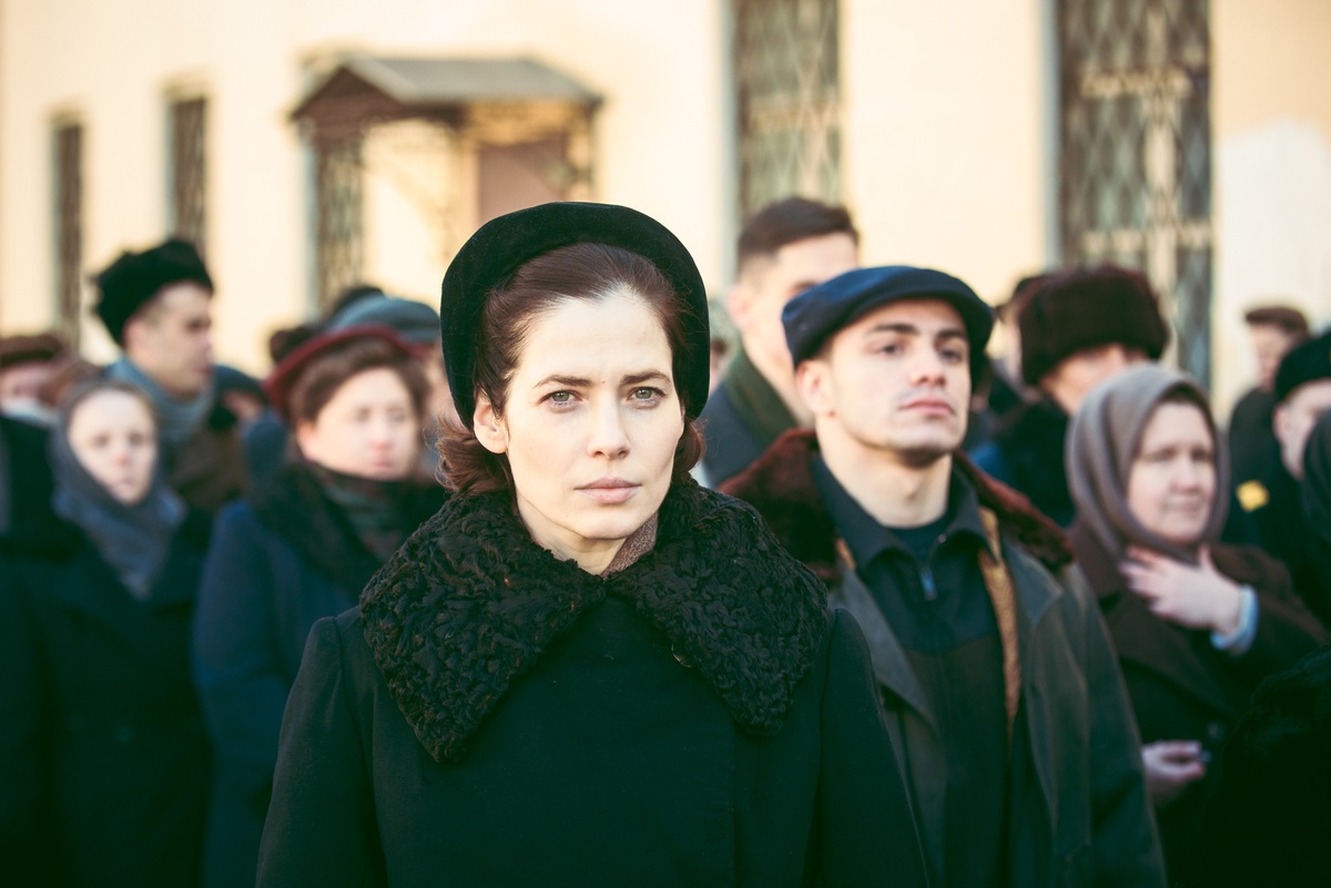  Кадр из х/ф "За нас с вами" (реж. А. Смирнов. 2023 г)