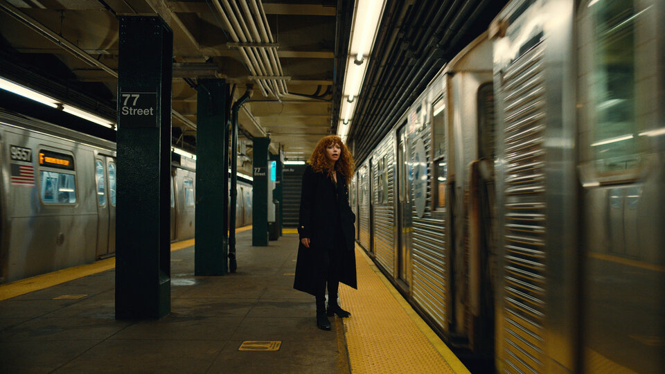 Жизни матрешки (сериал 2019-2022) Russian Doll  18+