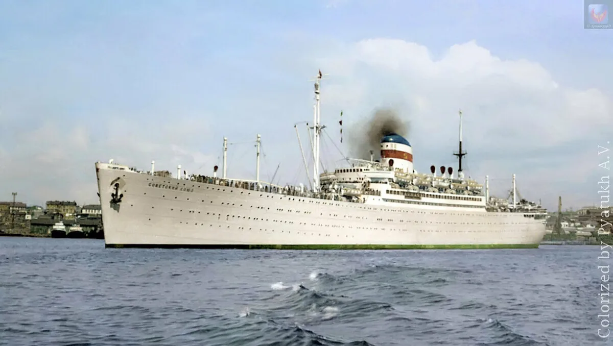 Судно «Советский Союз». Взято с Яндекс.Картинки