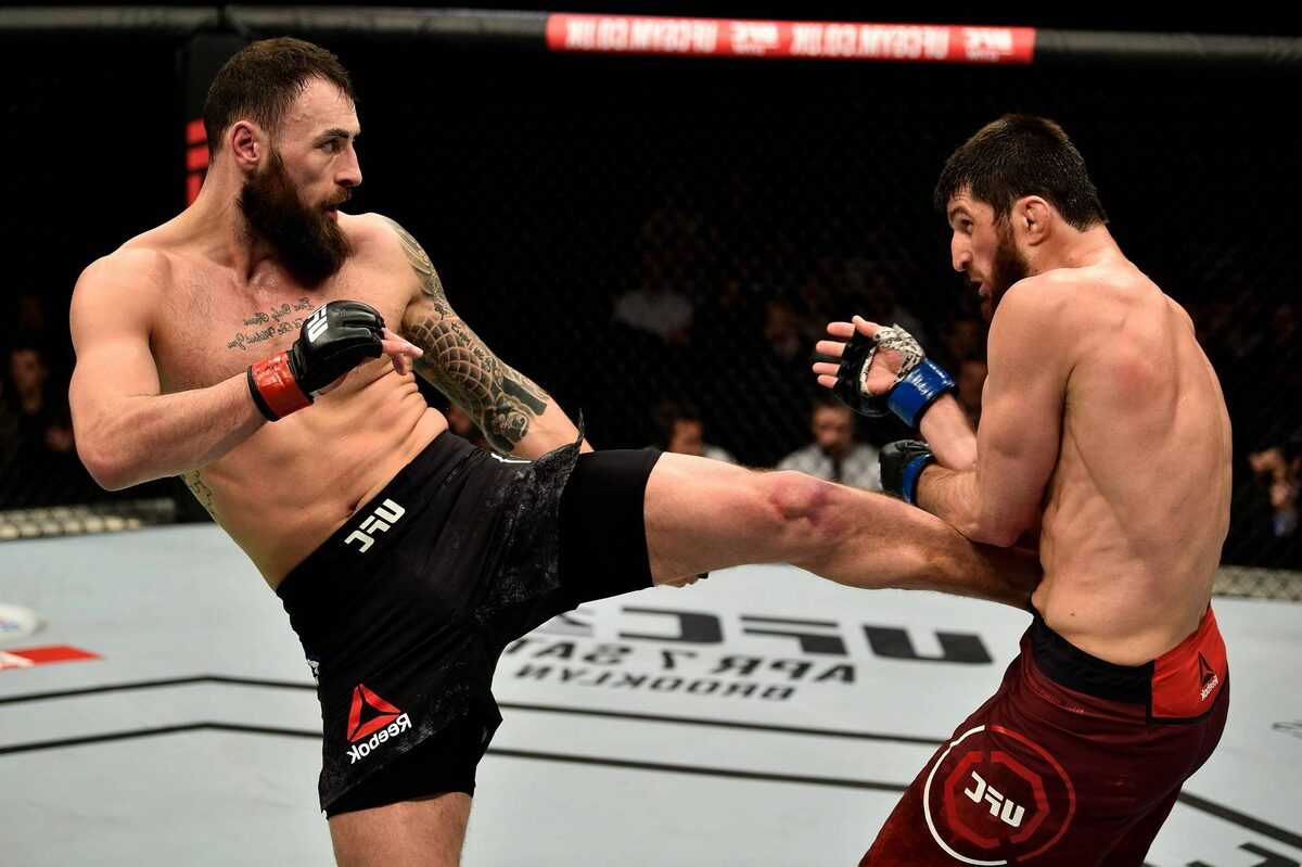 Перейра юфс 300. Магомед анкалаев. Магомед анкалаев бой 2022. Магомед анкалаев бой 2022. Магомед анкалаев бой 2022.