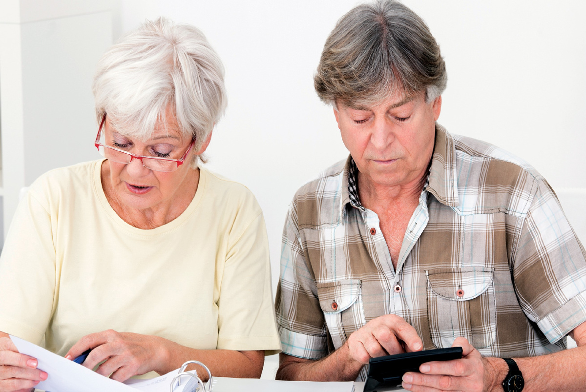 С какой пенсии нельзя удерживать деньги в счет долгов по кредитам?