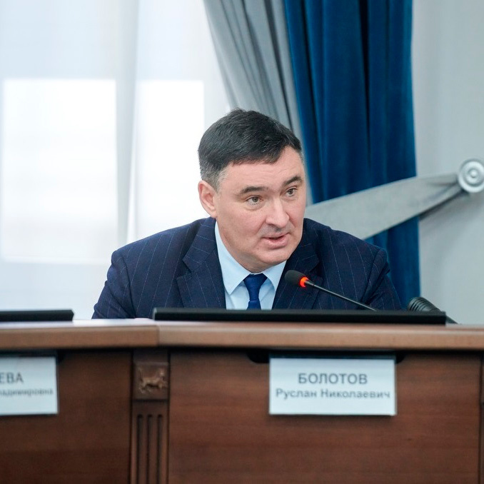 Со следующего года восемь муниципальных предприятий Иркутска станут акционерными обществами. Мэр города Руслан Болотов рассказал, что реорганизацию проведут по требованию ФАС. Вместе с тем он заверил, что организации останутся под контролем города. Чуть позже администрация Иркутска уточнила, как именно будут жить предприятия города с нового года.