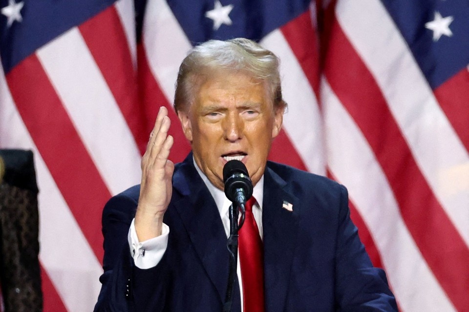    В Киеве обеспокоены тем, что избранный президент США Трамп может предложить урегулирование конфликта по формуле Вэнса. REUTERS