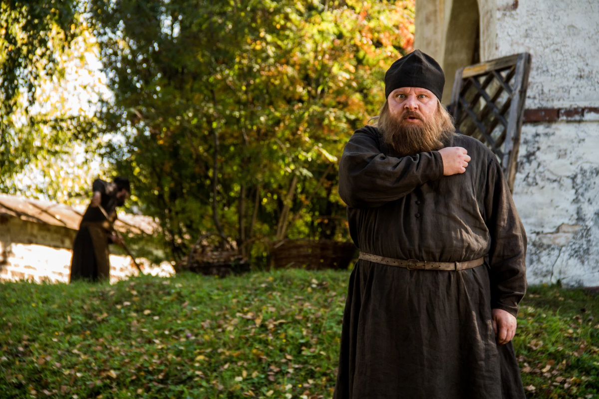 Отрывок из фильма Монах и бес