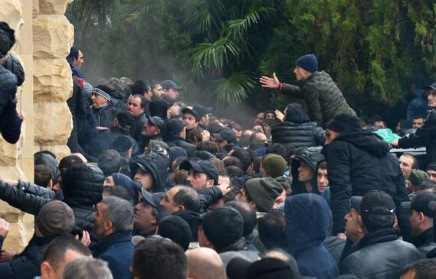    Абхазия лишится премьера. Что происходит в стране?