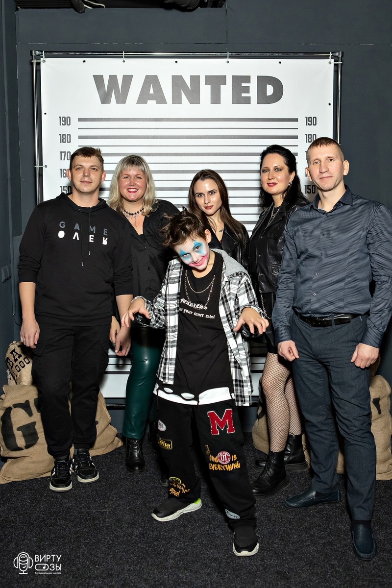 Рокфест. Источник: https://vk.com/virtuozy_nsk?z=photo-29034533_457260915%2Falbum-29034533_307382741