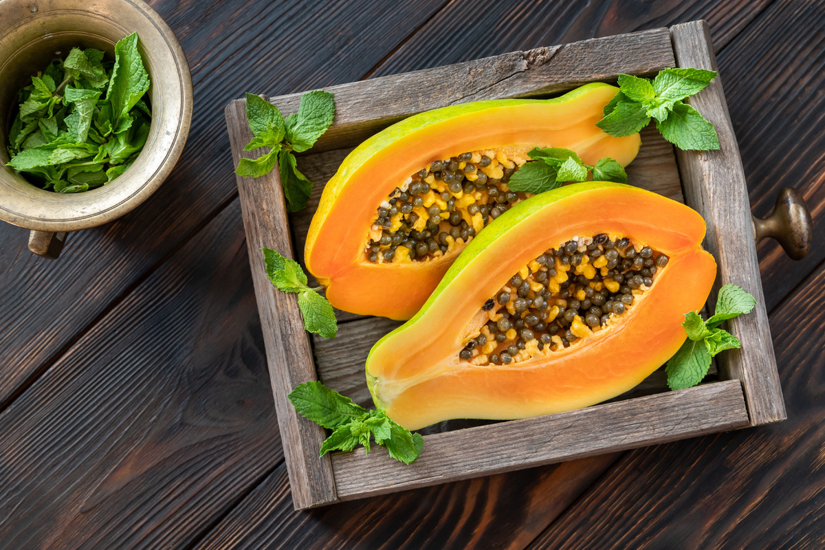     Дынное дерево: как вырастить папайю дома из семян