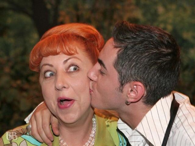 Фото из интернета. Зять с будущей тёщей.