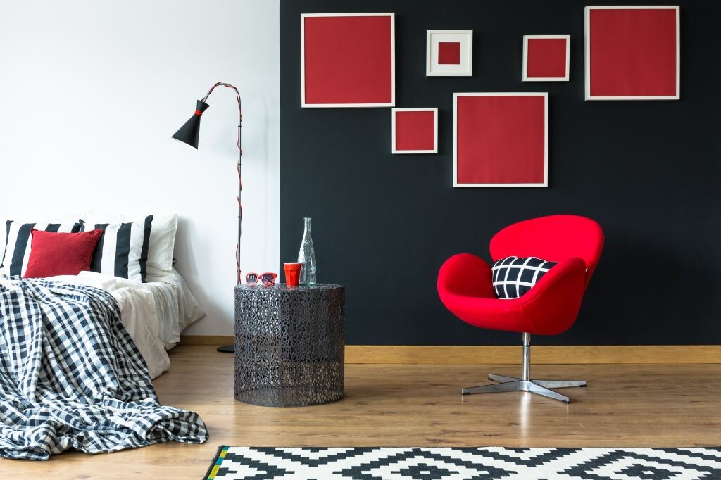 Дизайнерское кресло Swan красного цвета станет оазиса спокойствия и хорошего настроения