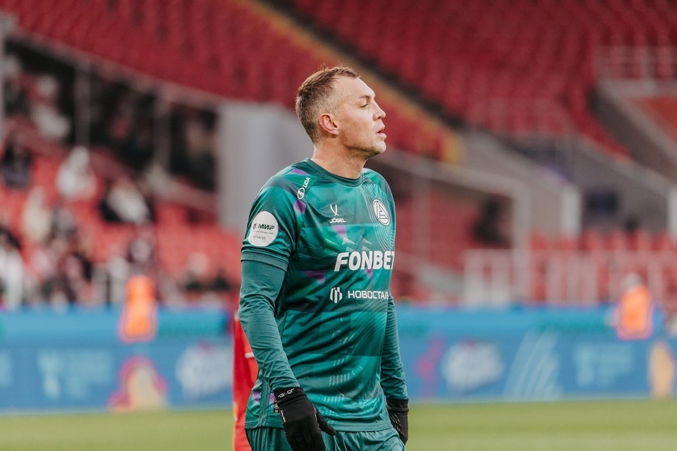    Дзюба перешел в «Акрон» прямо перед закрытием трансферного окна. Фото: ФК «Акрон» (Тольятти)