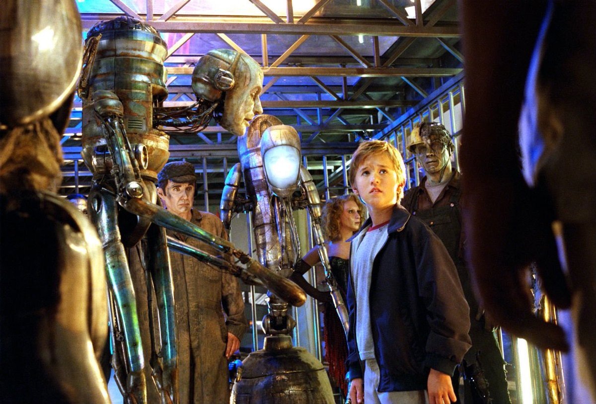 Кадр из к/ф «Искусственный разум».