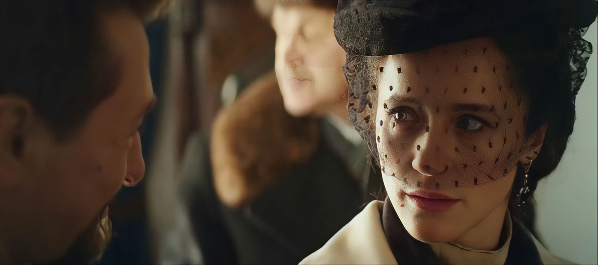 Кадр из фильма Ольга Лерман в роли Марии Демидовой