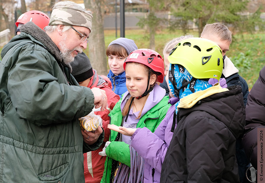 Листайте вправо, чтобы увидеть больше изображений