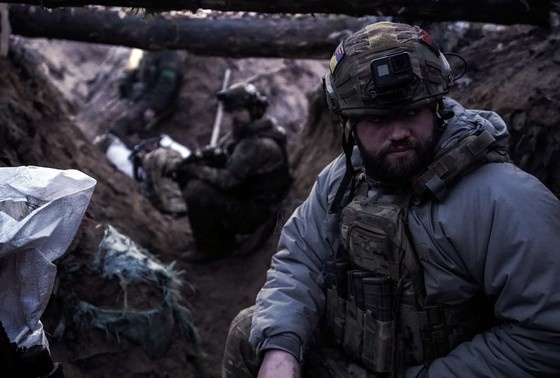    Солдаты ВСУ в зоне боевых действий