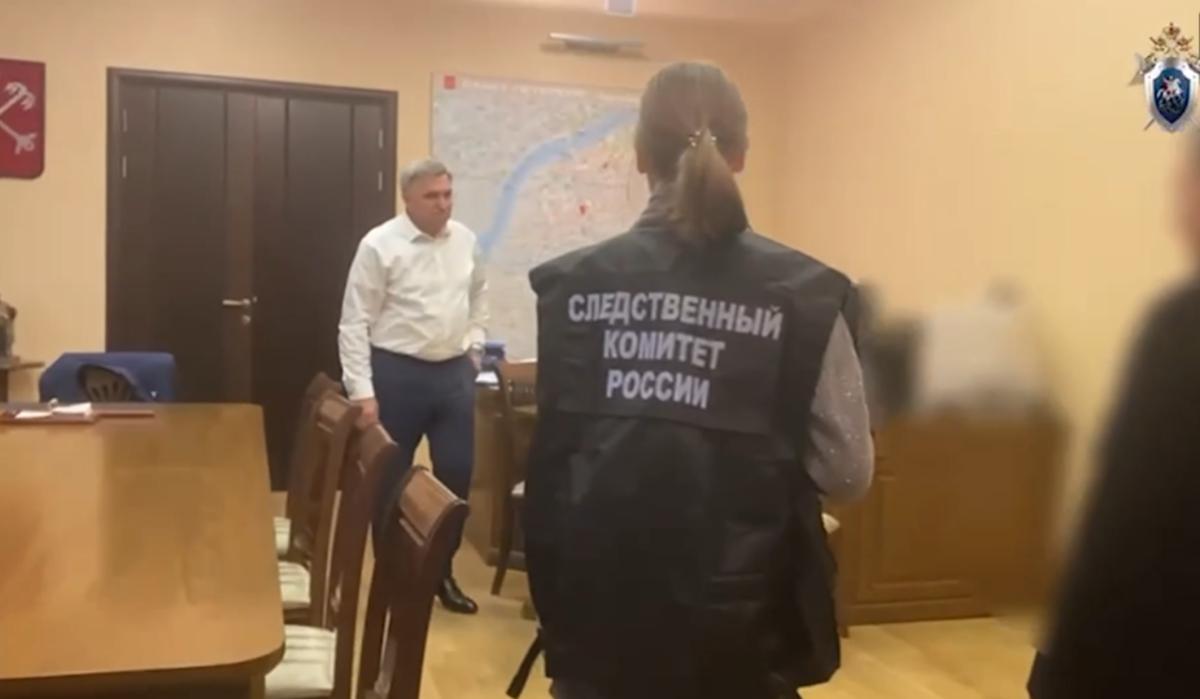     Задержание Оверчука. Источник: 78.ru Автор фото: Скриншот видео