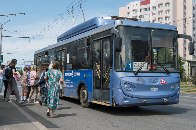    Нагуманову пришлось разгребать транспортный коллапс.   
Фото: «БИЗНЕС Online»
