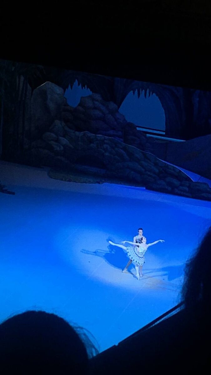 Аспиччия — Анна Никулина, Таор — Дмитрий Смилевски.