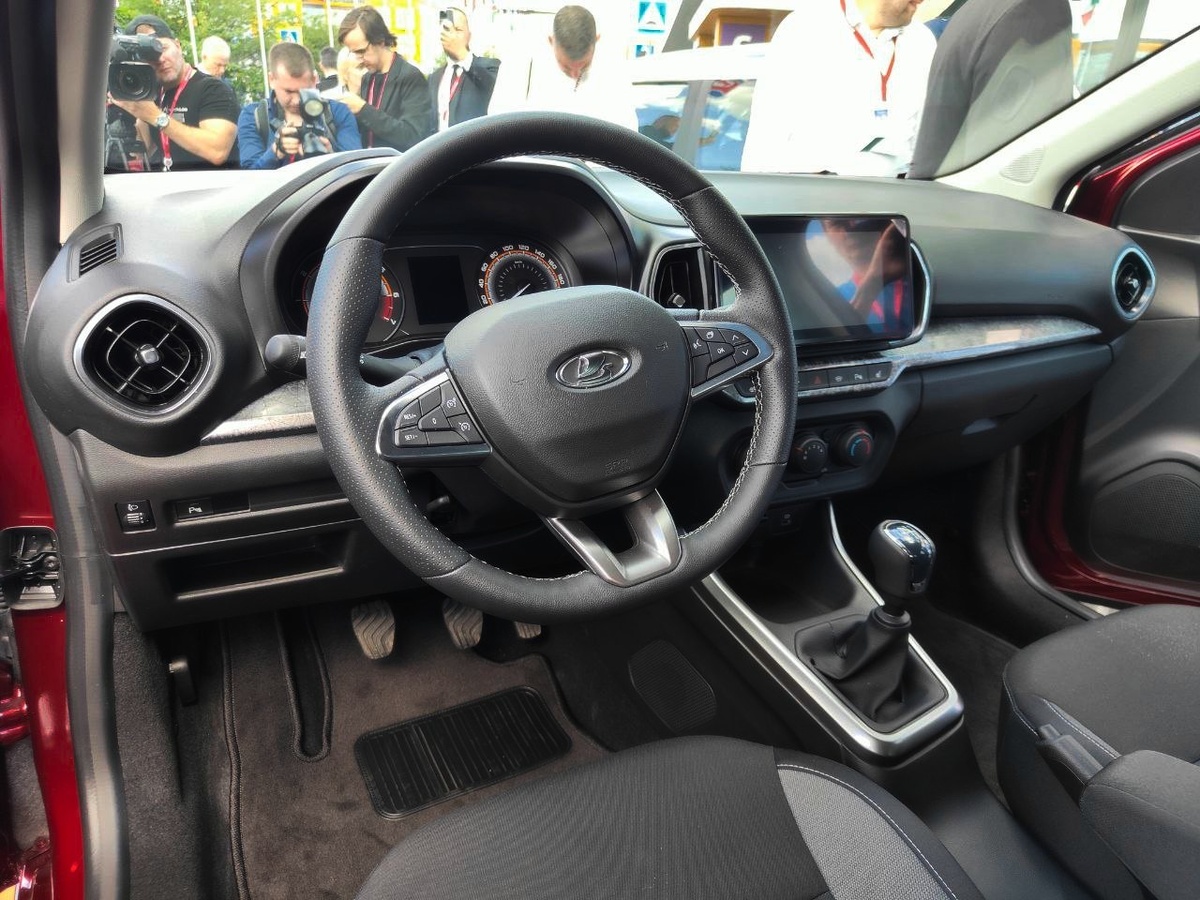 Салон Lada Iskra