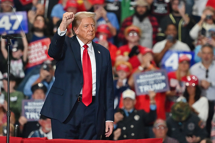    Первые назначения, напомним, Трамп начал делать уже через два дня после выборов.   
Фото:  © Aimee Dilger / Keystone Press Agency / www.globallookpress.com