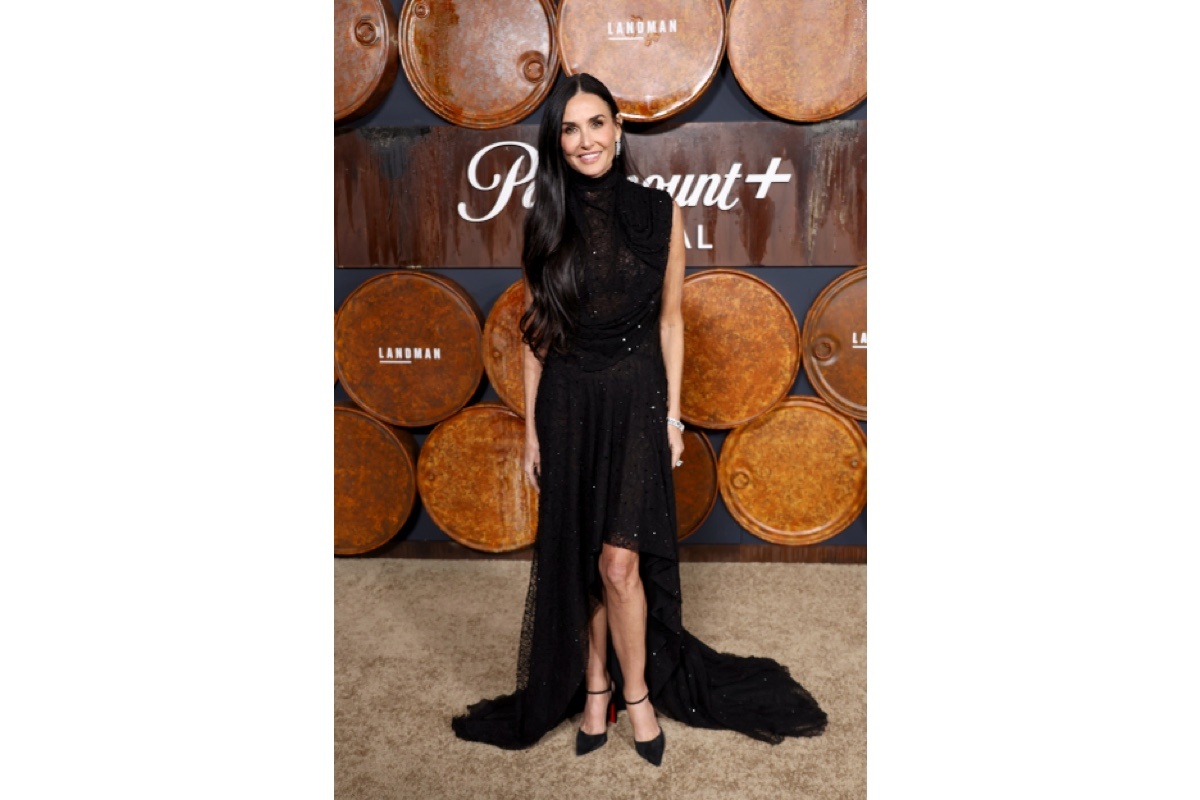 Amy Sussman / Getty Images📷Деми Мур на премьере сериала «Землевладелец»