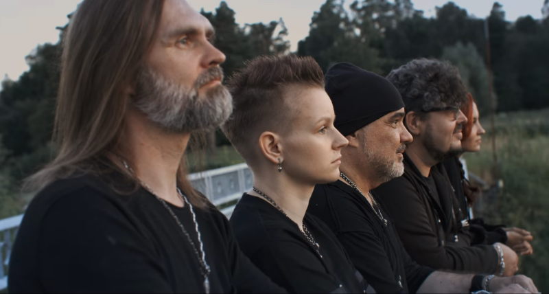    Фото: кадр из клипа "Берега". Предоставлено Гарри Ананасовым.