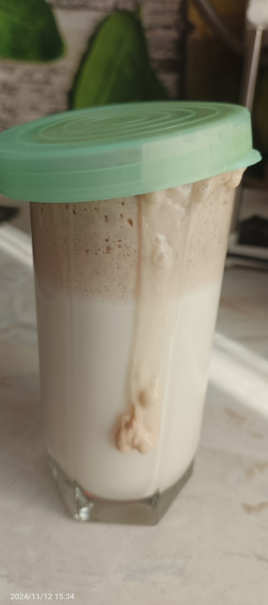 Дрожжи работают отлично.