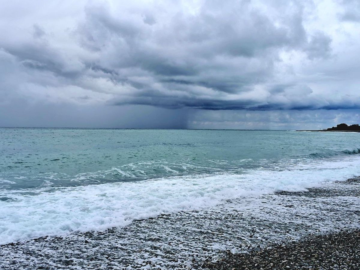 Море завораживает. Фотография из личного архива автора