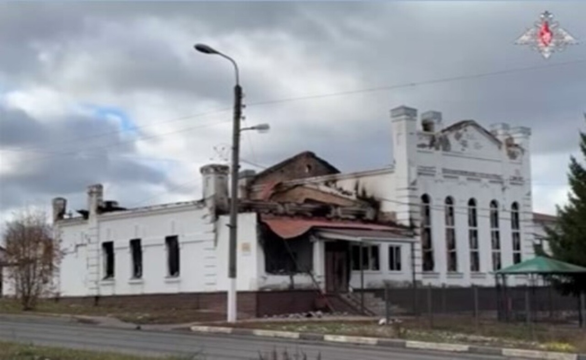    Министерство обороны делится кадрами работы российских войск в курском приграничье