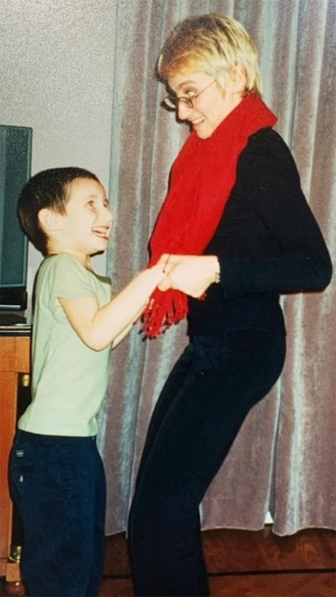 Эвелина Хромченко с сыном Артемием. Фото: соцсети Эвелины Хромченко