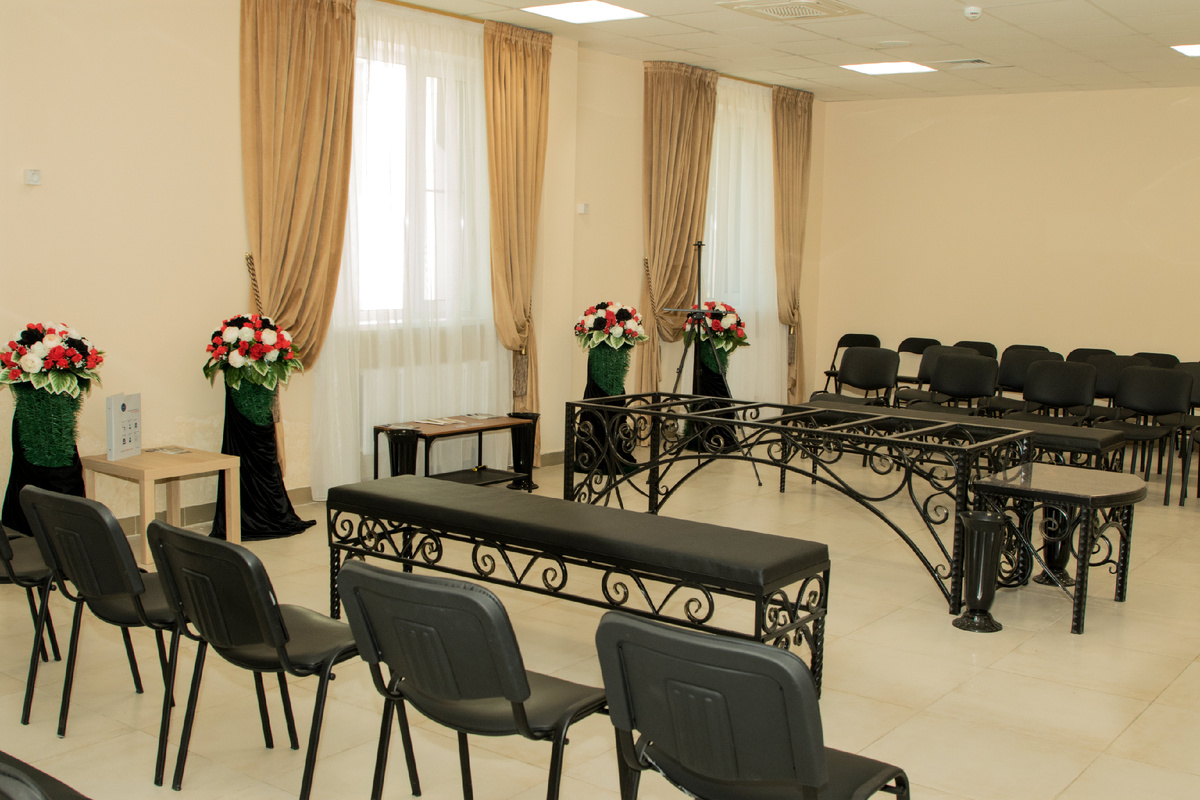 Траурный зал в хосписе «Наташа» на улице Братьев Батталовых в Казани