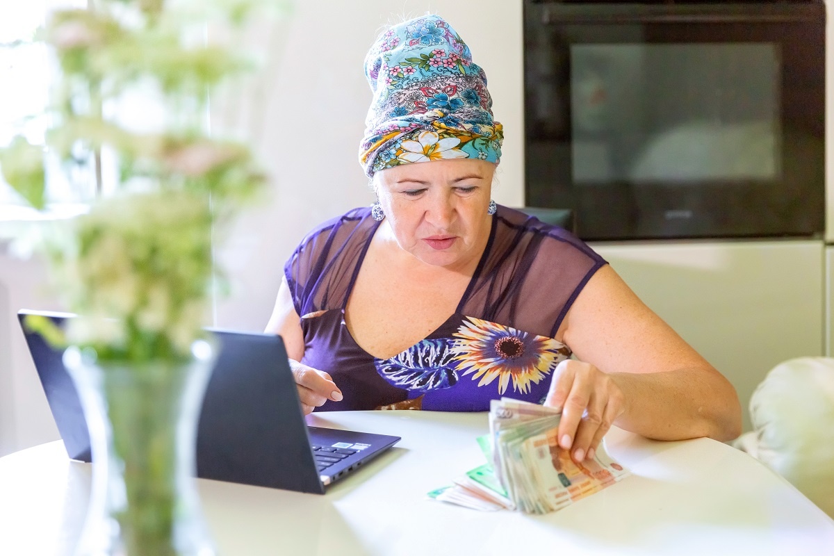 Shutterstock📷Люди, имеющие стаж работы на Крайнем Севере и в приравненных местностях, имеют право досрочного выхода на пенсию на пять лет раньше общеустановленного пенсионного возраста