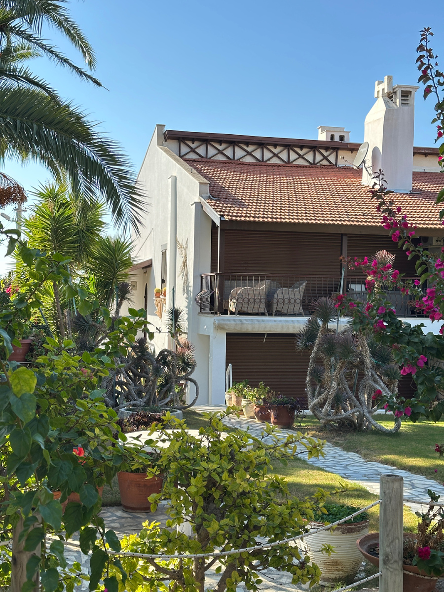 Хотела бы я иметь такую дачу 