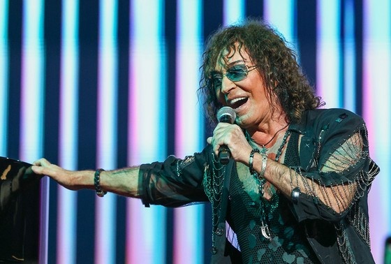    Певец Валерий Леонтьев