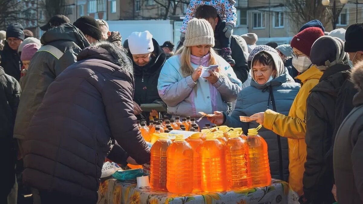 Цены на подсолнечное масло в России резко пошли вверх. Источник: 1MI