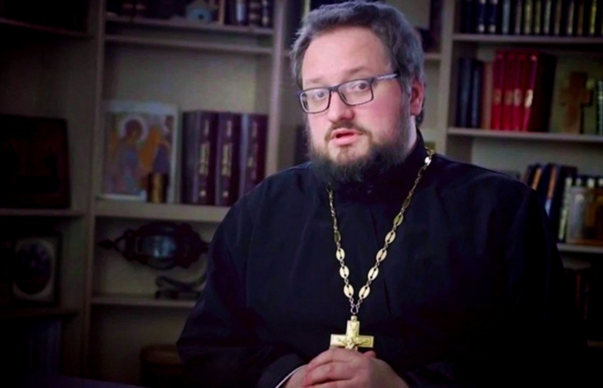 Владислав Береговой — иерей, клирик храма в честь святителя Николая Мирликийского (г. Мосальск), блогер, просветитель.