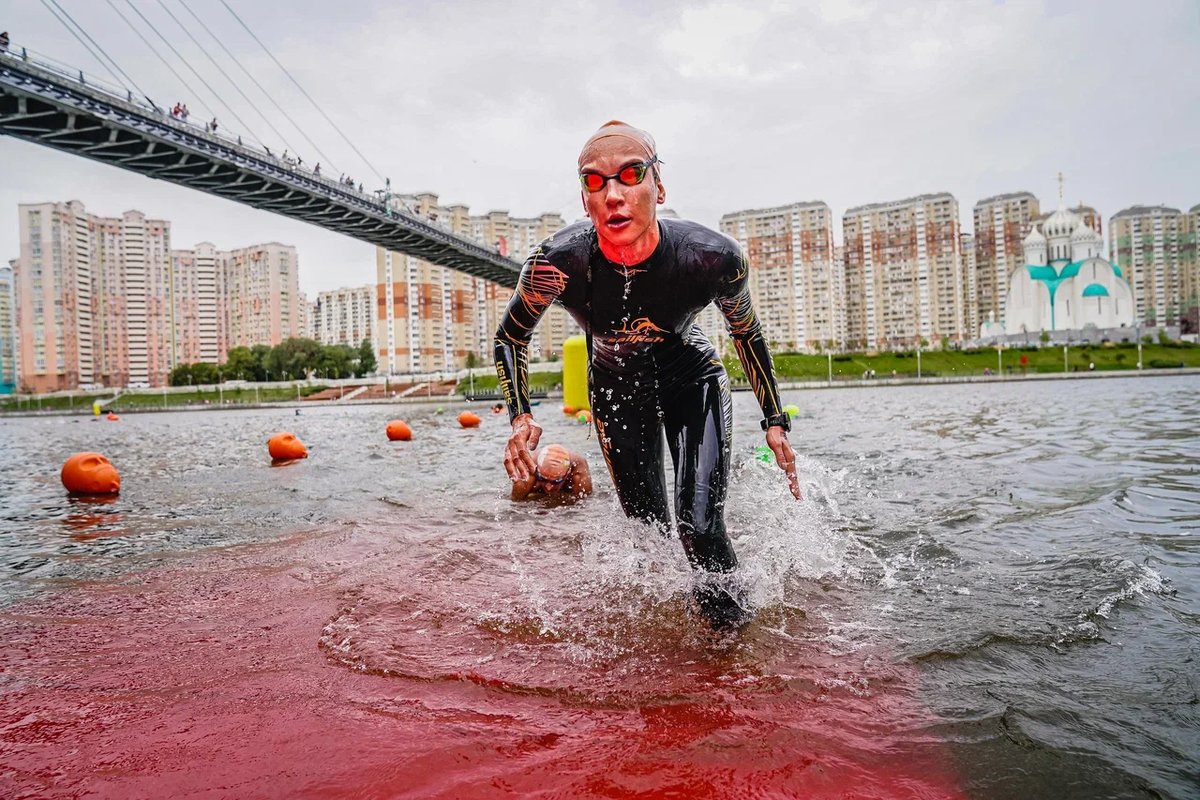  Для новичков в триатлоне плавание представляет собой особое испытание. 