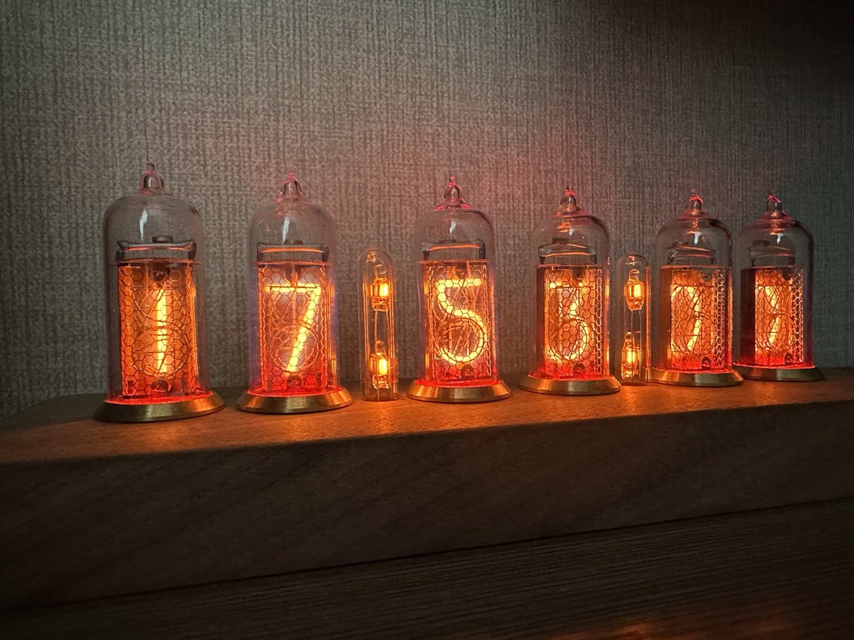 Ох уж эти светящиеся цифры... 