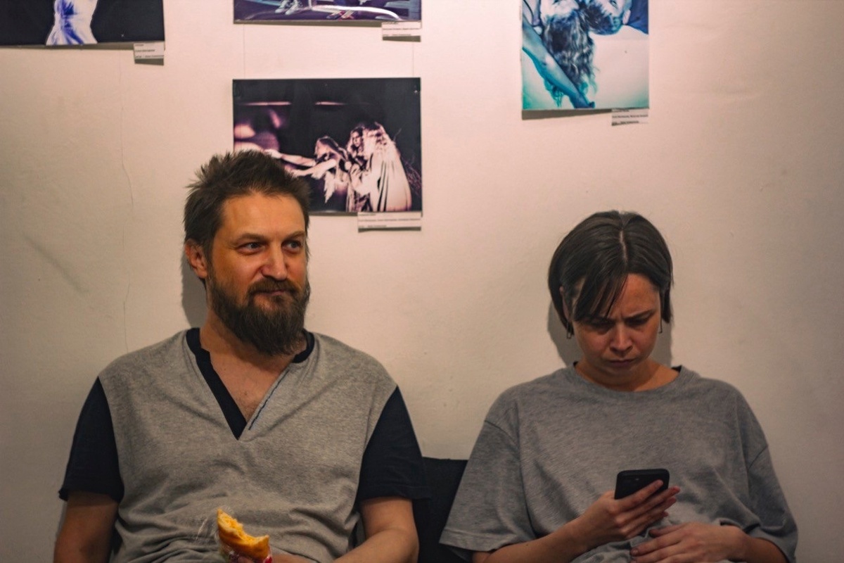 На фото Александр Черепанов и Екатерина Писарева, фото взяты из группы mini театра в VK