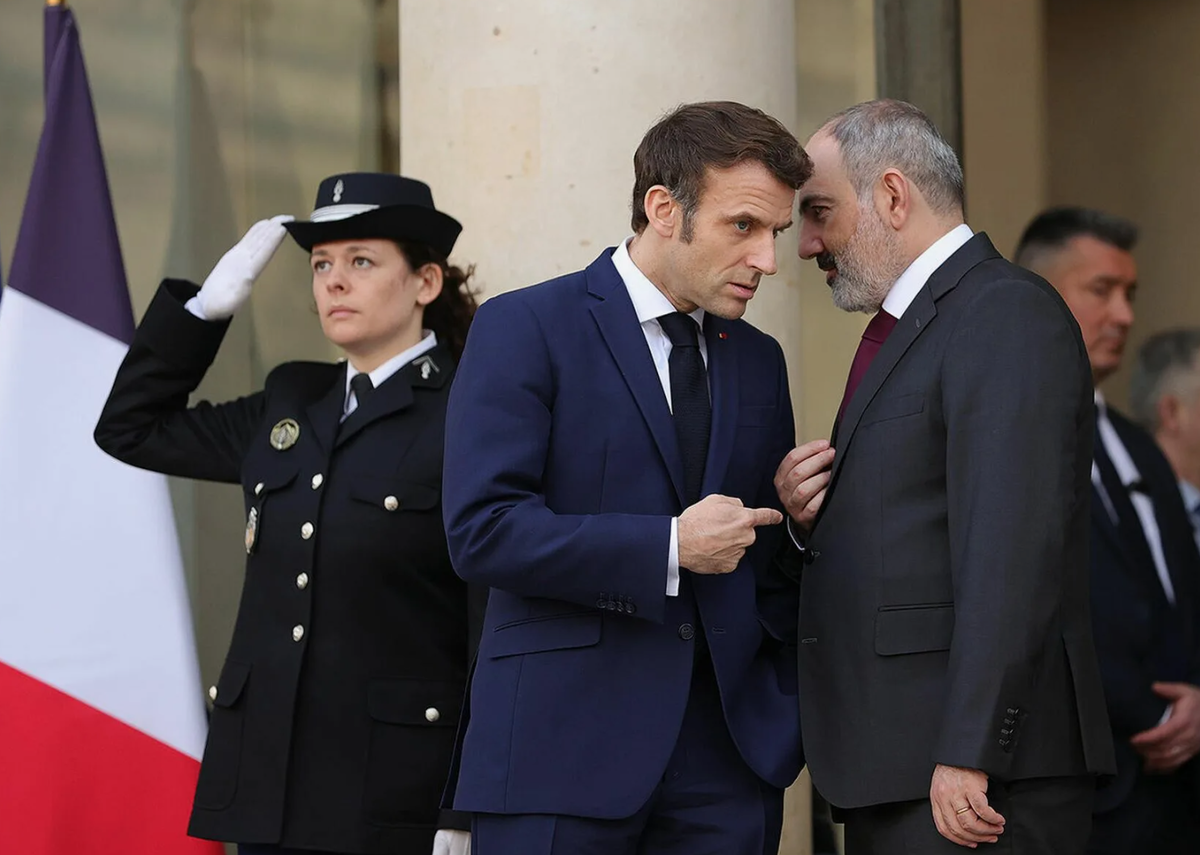 Эммануэль Макрон и Никол Пашинян