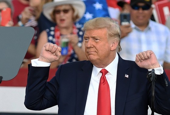    Дональд Трамп