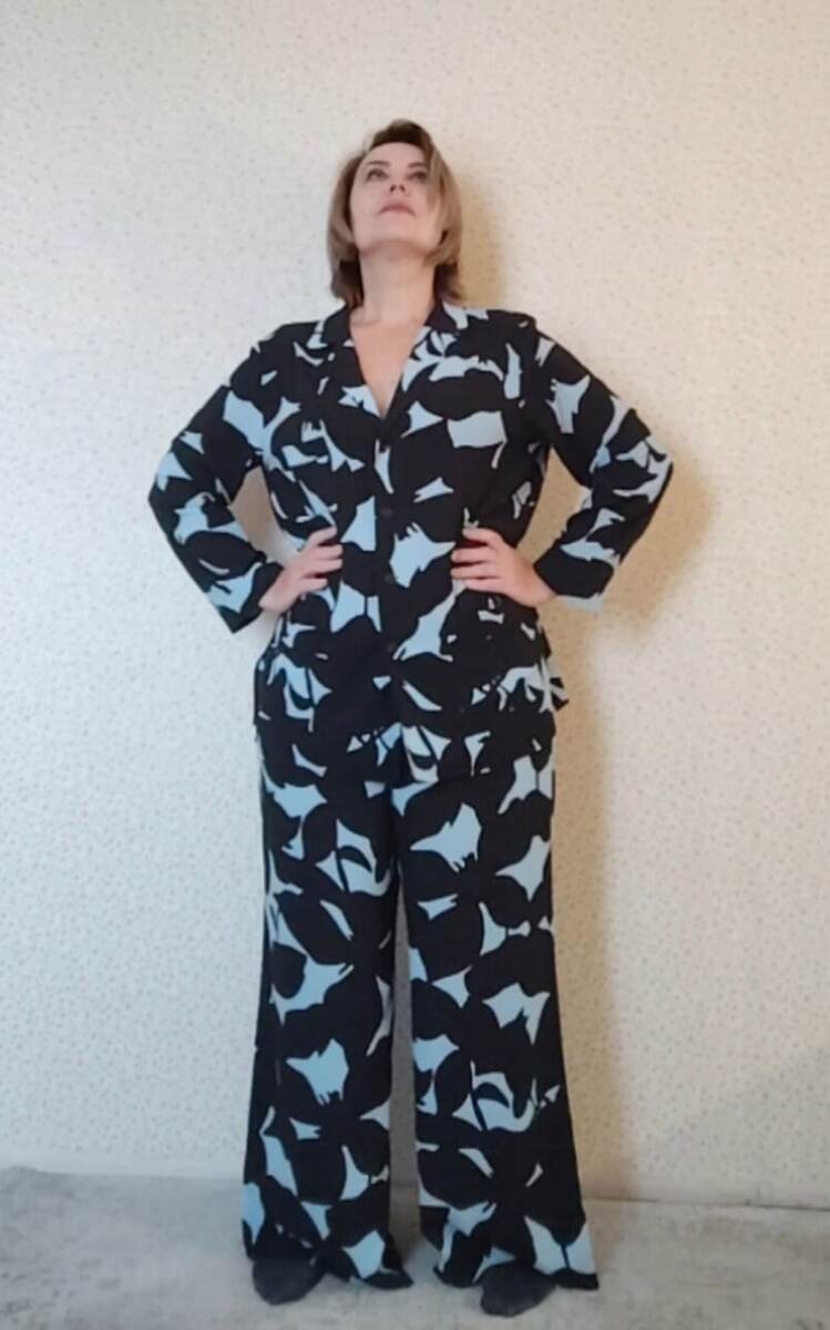 Форма 1. Энергичное движение головой