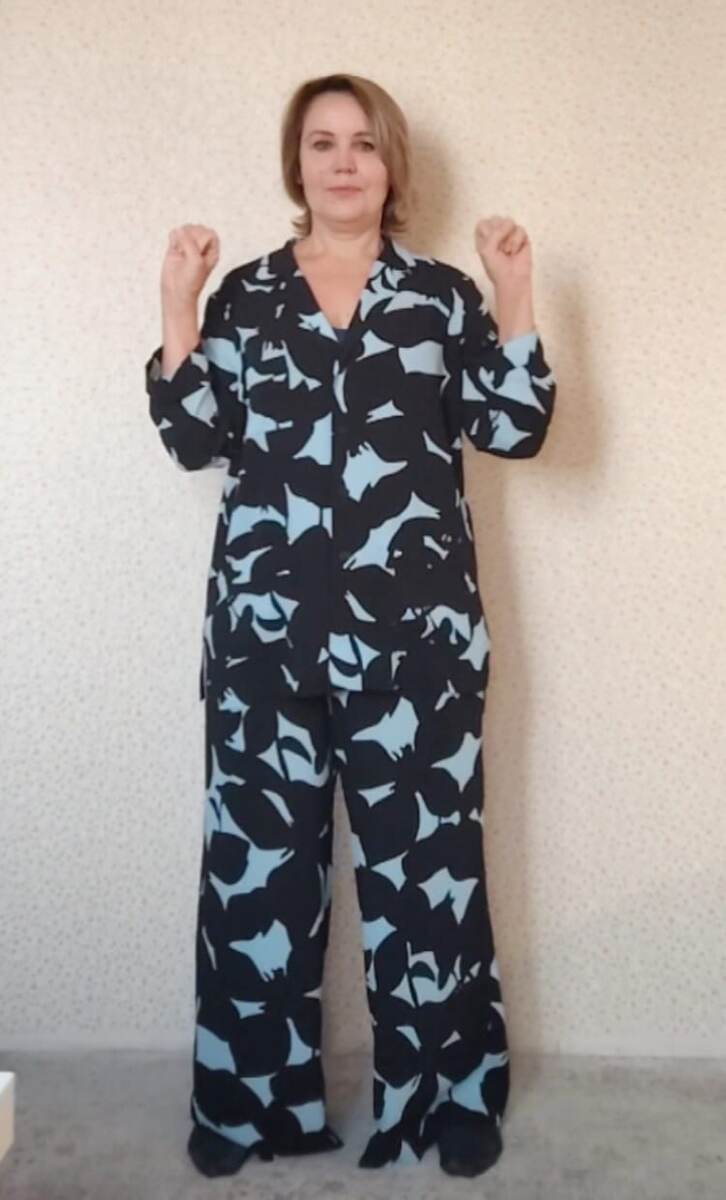 Форма 3. Поднимаем руки вверх