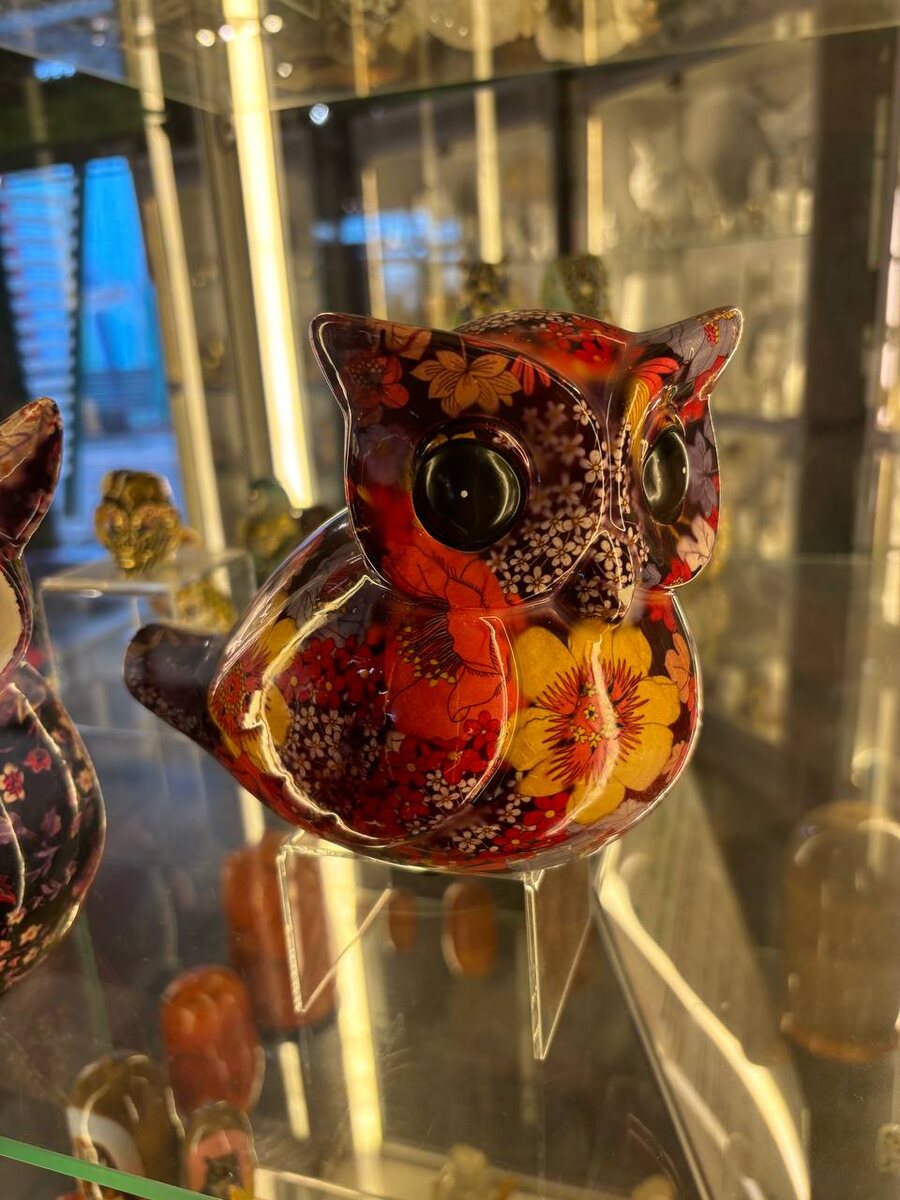 Совы в фольклорном стиле.