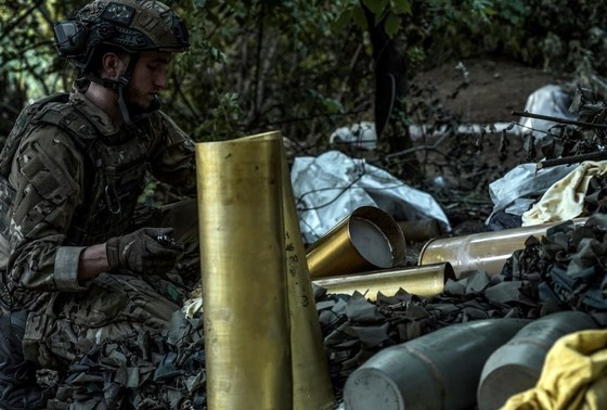    Солдат ВСУ в зоне боевых действий