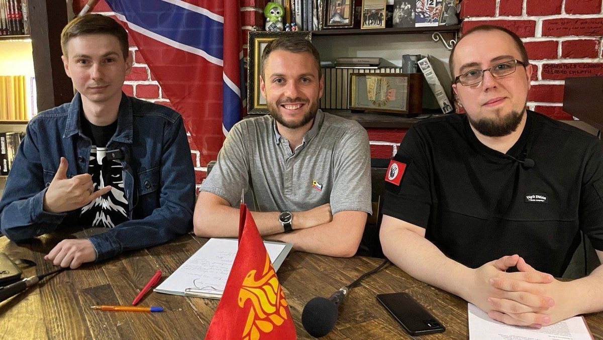 Михаил Аксель и Роман Юнеман в московской «Листве» 