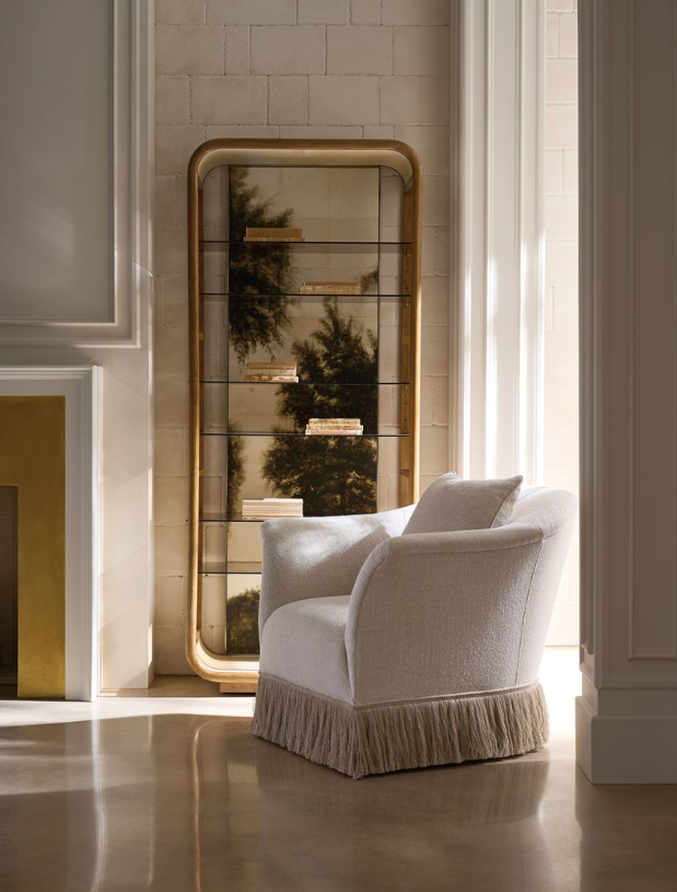 Кресло Savoy от американского бренда Caracole, новинка этого сезона, участник стенда Таисии Заботиной& That’s Living