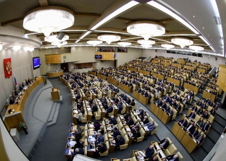    Дума обязала нотариусов сообщать родственникам умерших об их долгах и необходимости их погашения