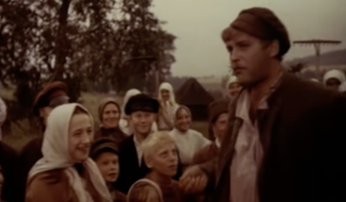    Фото: кадр из фильма "Тени исчезают в полдень"