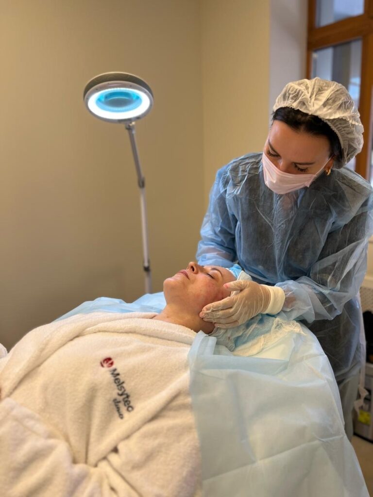 Наталья Хабас, врач косметолог на приёме